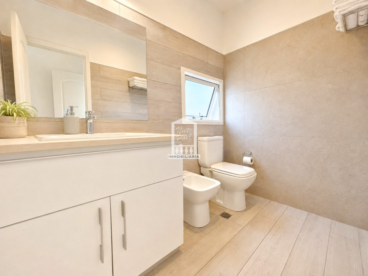 Casa ID.41009 - Barrio Privado, 4 dorm. Piscina climatizada