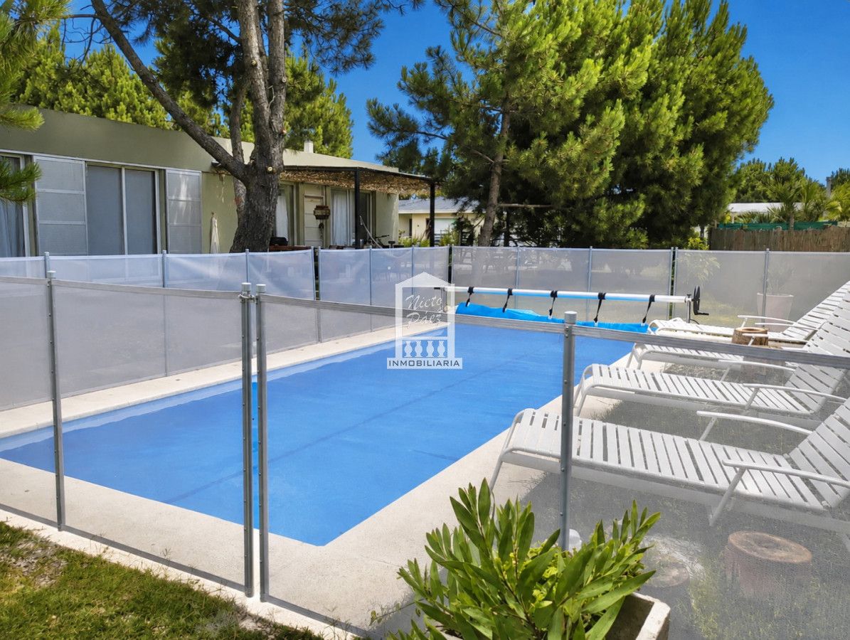 Casa ID.41009 - Barrio Privado, 4 dorm. Piscina climatizada