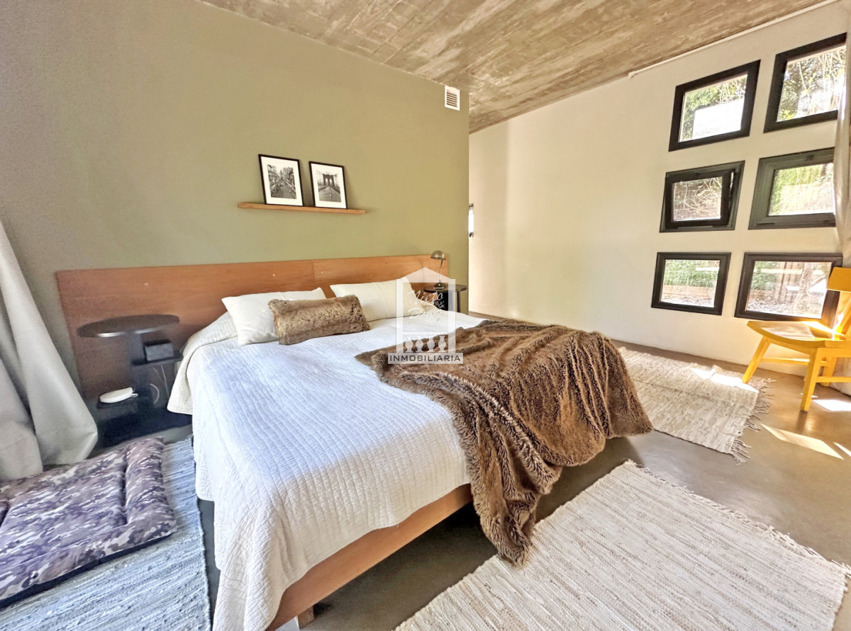 Casa ID.34860 - Barrio Privado, 3 dorm y servicio. Piscina. DVH
