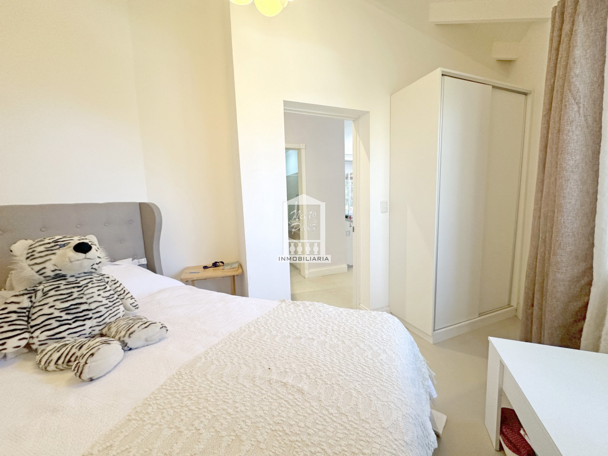 Casa ID.33898 - Barrio Privado. 500 m2 construidos, 1.491 m2 de terreno. Piscina climatizada. Pronta para entrar.