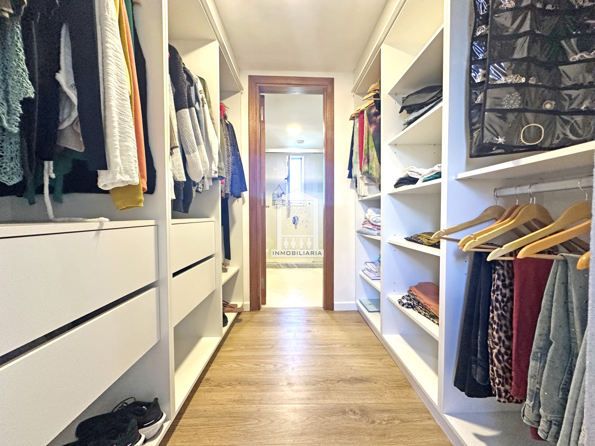 Casa ID.39809 - Barrio privado. 3 suites, piscina climatizada. DVH, calefacción central