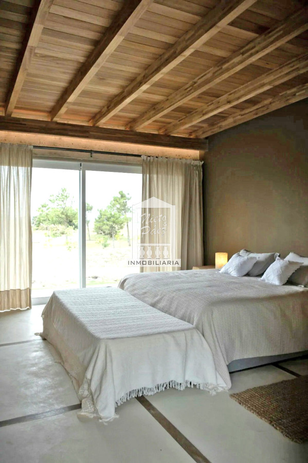 Casa ID.37826 - Exclusiva casa de diseño 750 m2 en Pueblo Mío.