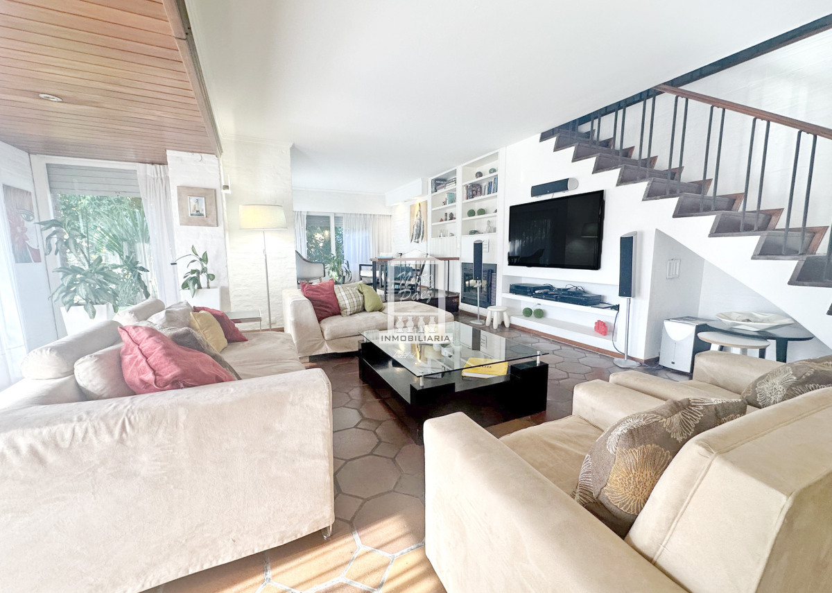Mansa - GoPunta - Portal Inmobiliario de Punta del Este - Maldonado