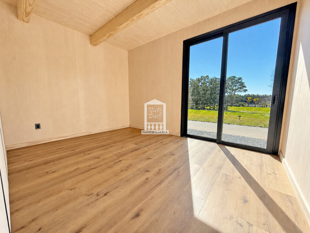 Casa ID.41371 - Barrio Privado, a estrenar, 4 dormitorios. Piscina climatizada