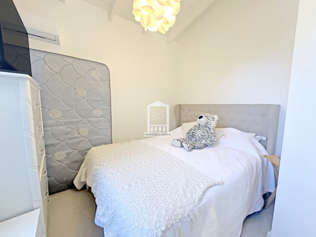Casa ID.33898 - Barrio Privado. 500 m2 construidos, 1.491 m2 de terreno. Piscina climatizada. Pronta para entrar.