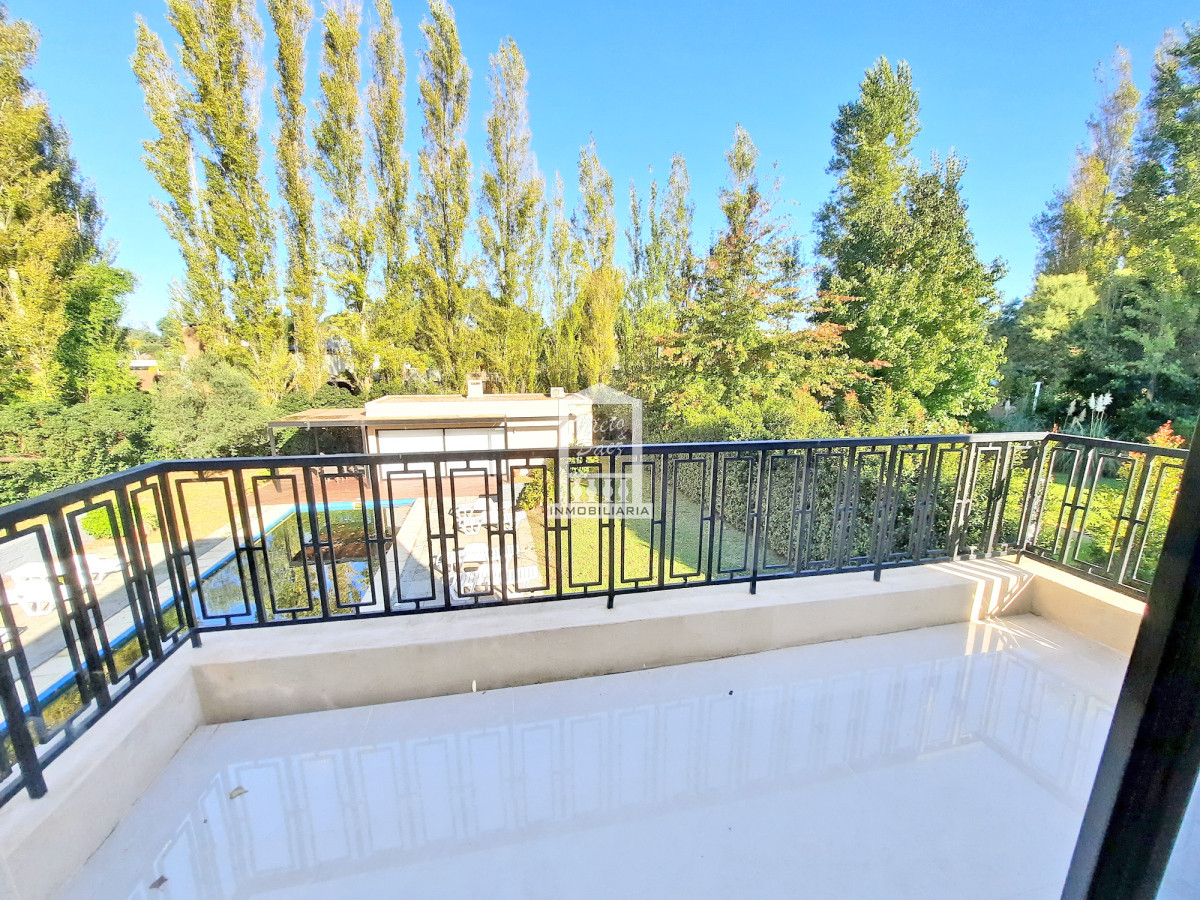 Casa ID.38066 - Barrio privado, 565 m2 construidos, 6 dorm