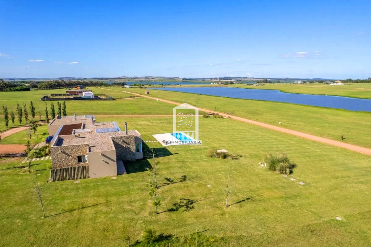 Laguna de los Cisnes - GoPunta - Portal Inmobiliario de Punta del Este - Maldonado