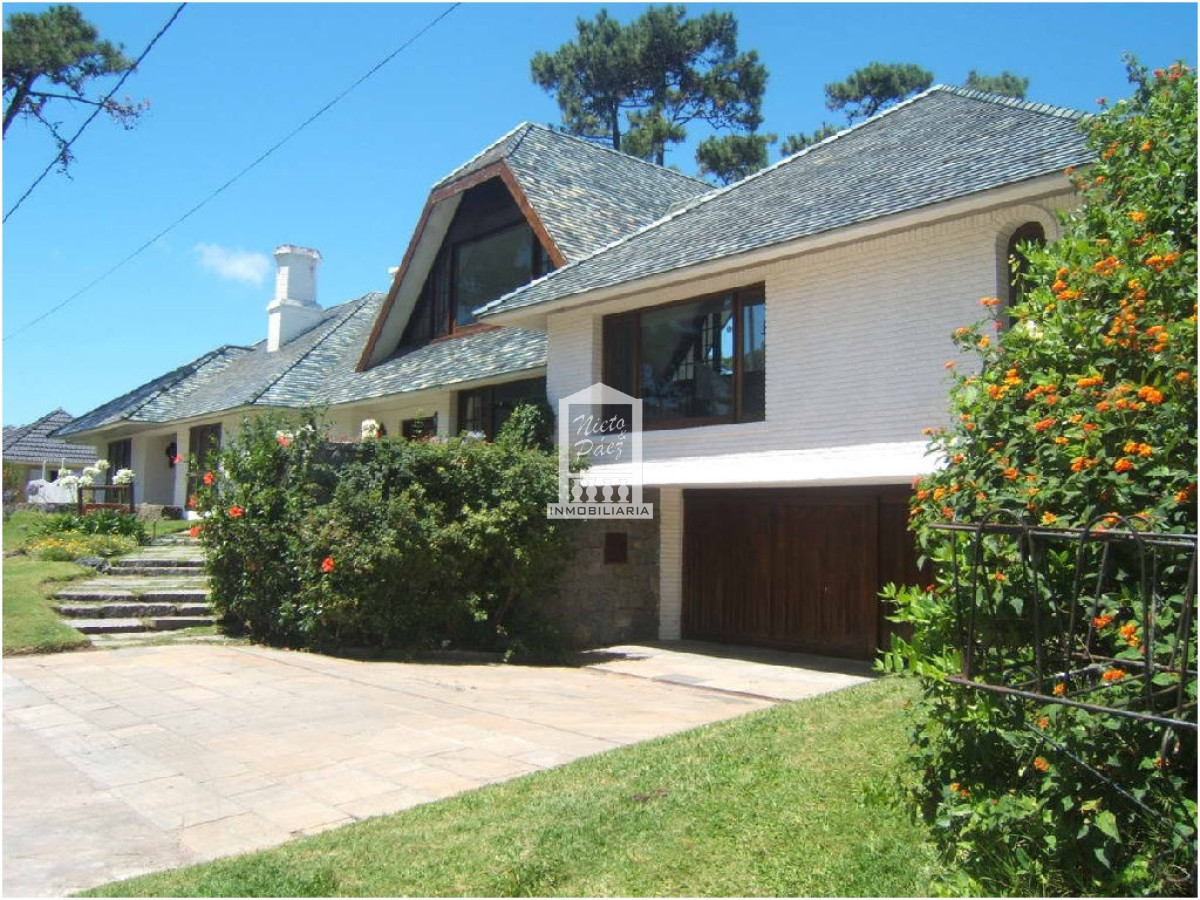 Mansa - GoPunta - Portal Inmobiliario de Punta del Este - Maldonado