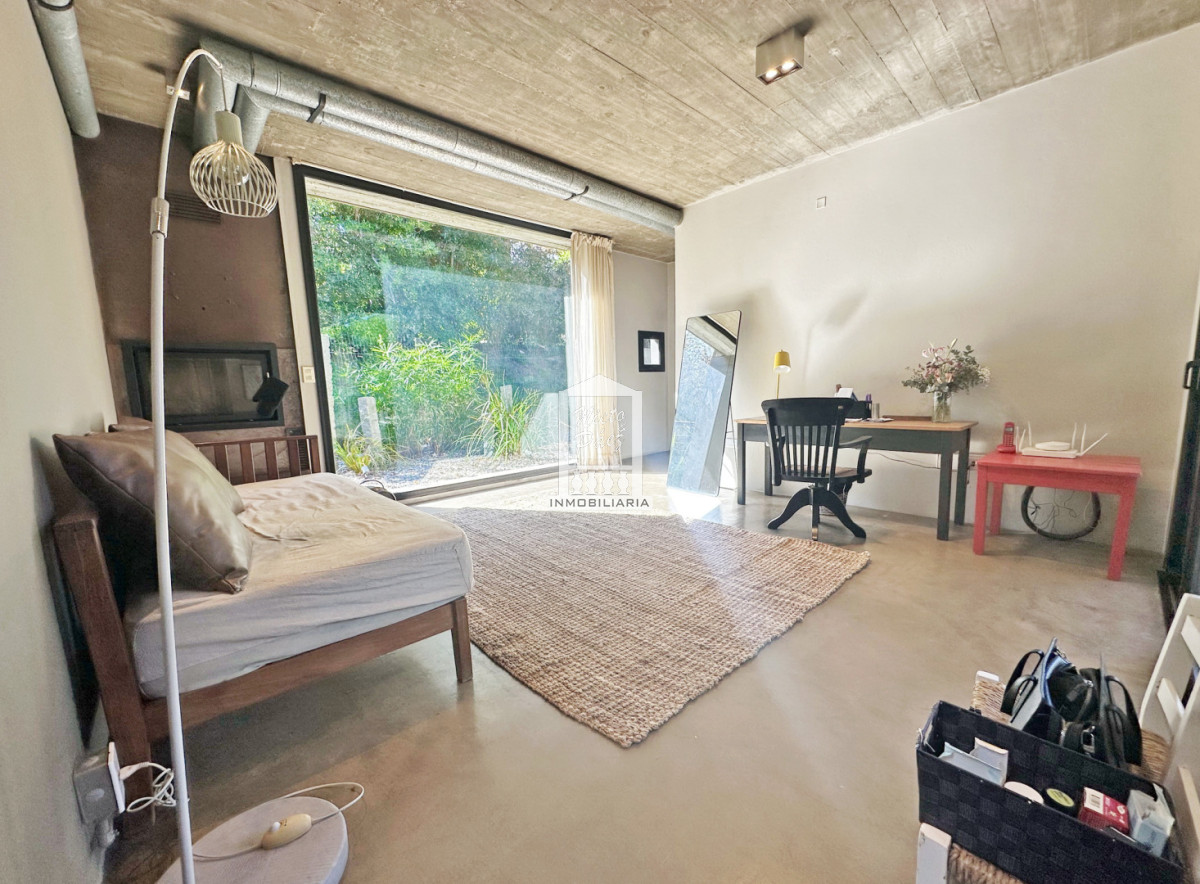 Casa ID.34860 - Barrio Privado, 3 dorm y servicio. Piscina. DVH