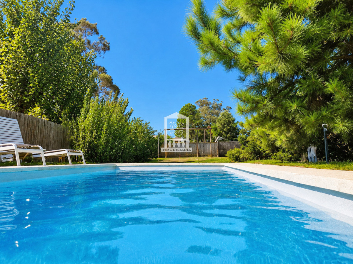 Casa ID.41009 - Barrio Privado, 4 dorm. Piscina climatizada