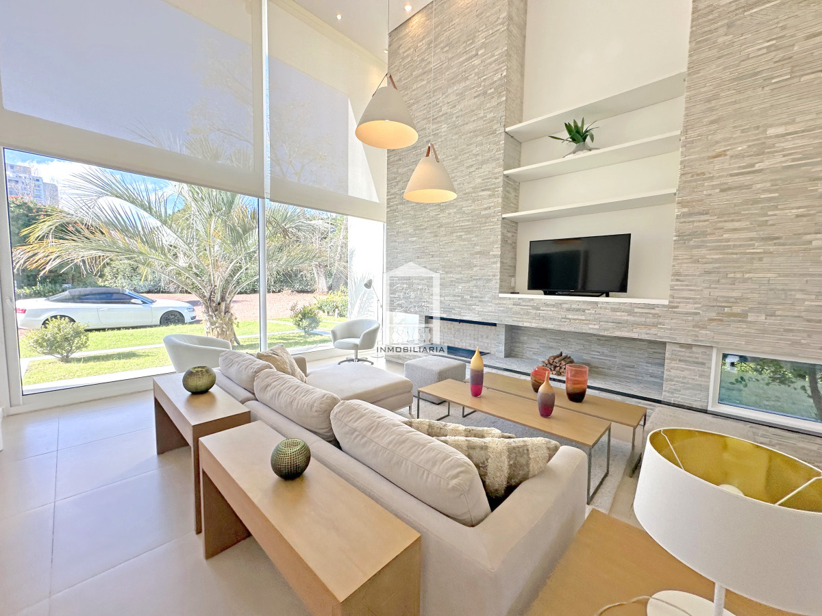 Mansa - GoPunta - Portal Inmobiliario de Punta del Este - Maldonado
