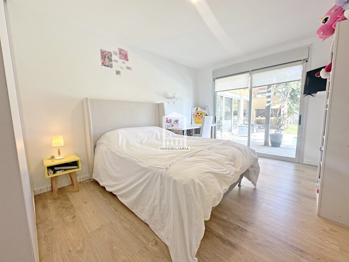 Casa ID.39809 - Barrio privado. 3 suites, piscina climatizada. DVH, calefacción central