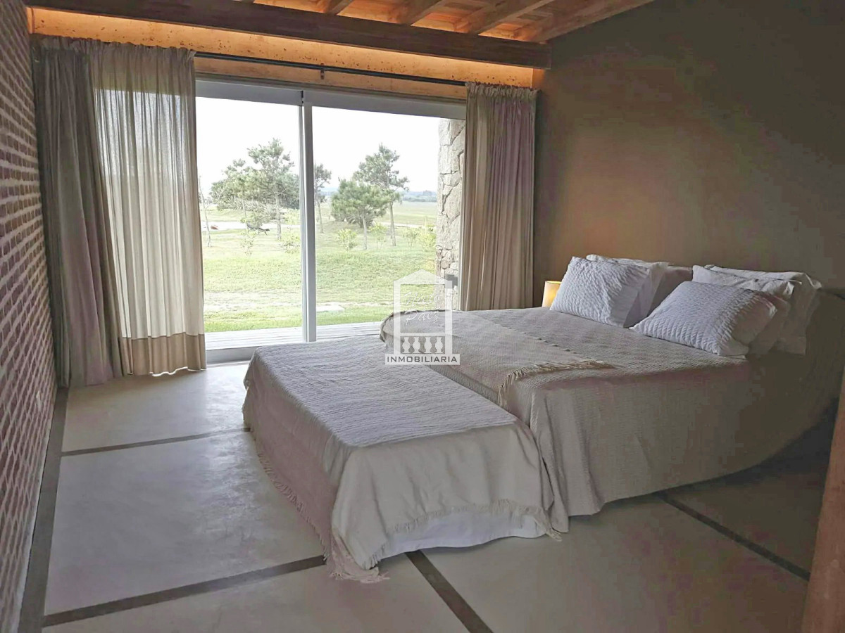 Casa ID.37826 - Exclusiva casa de diseño 750 m2 en Pueblo Mío.