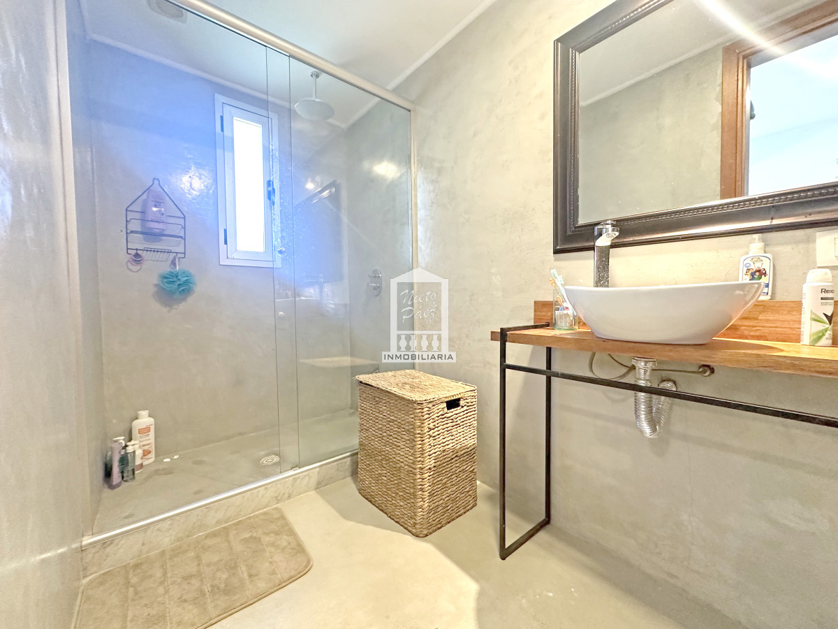 Casa ID.39809 - Barrio privado. 3 suites, piscina climatizada. DVH, calefacción central