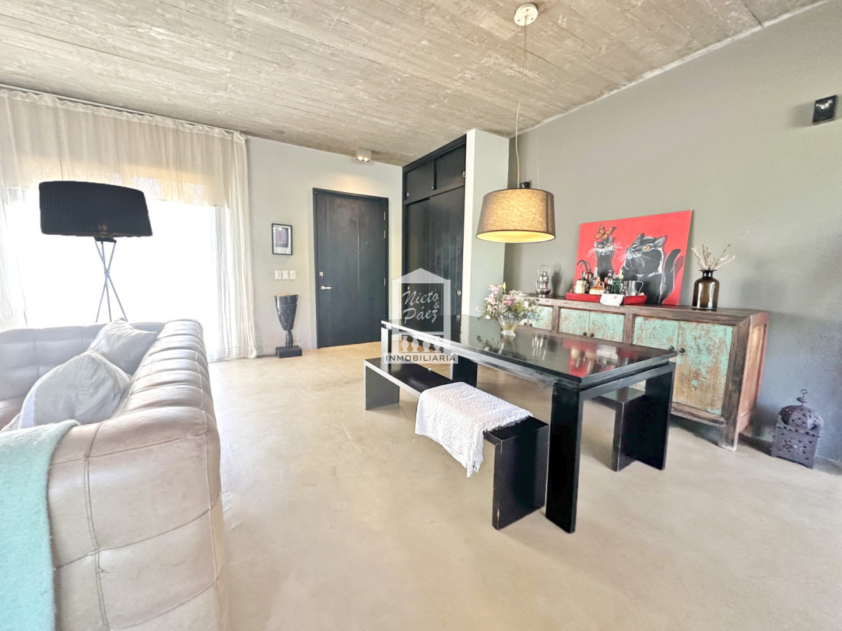 Casa ID.34860 - Barrio Privado, 3 dorm y servicio. Piscina. DVH