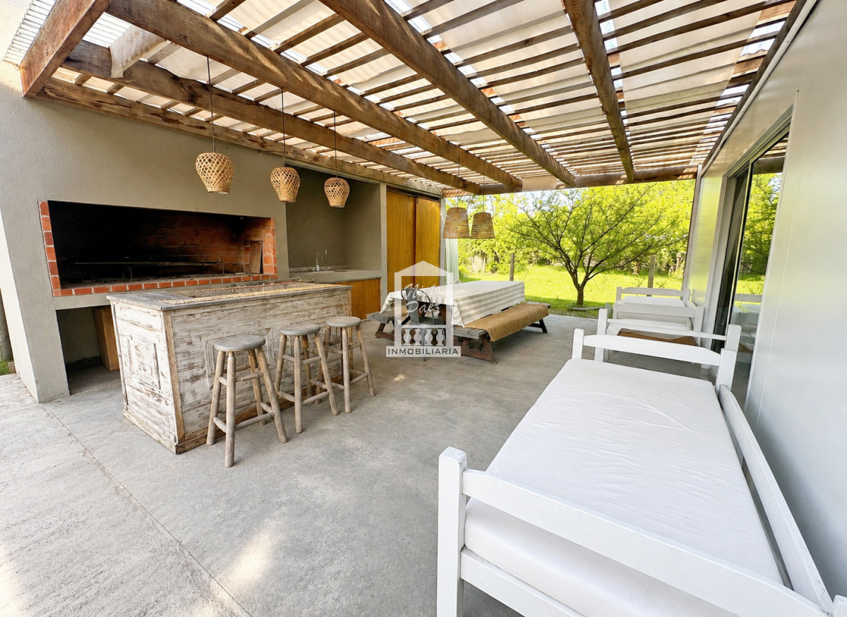 Casa ID.41009 - Barrio Privado, 4 dorm. Piscina climatizada