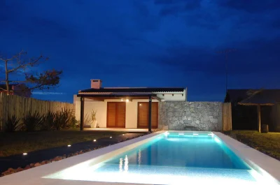 Primera fila con vista al océano. Gran piscina climatizada, barbacoa cerrada, wifi