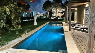 Barrio privado. 3 suites, piscina climatizada. Calefacción central