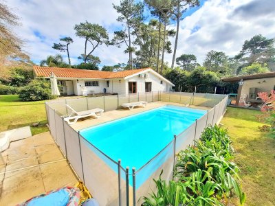 San Rafael, a 2 cuadras del mar, 4 dorm + dependencia 
