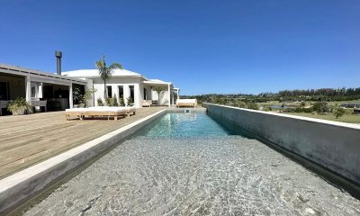 Pueblo Mío, Mega casa.