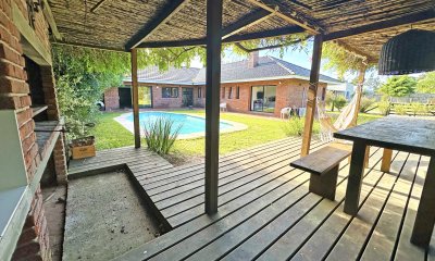 Barrio privado, 3 dorm, piscina. Losa radiante. 2 parrilleros