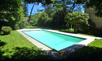 Playa Mansa, excelente zona todo el año, piscina climatizada