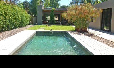 Barrio Privado, La Arbolada, hermosa casa con piscina