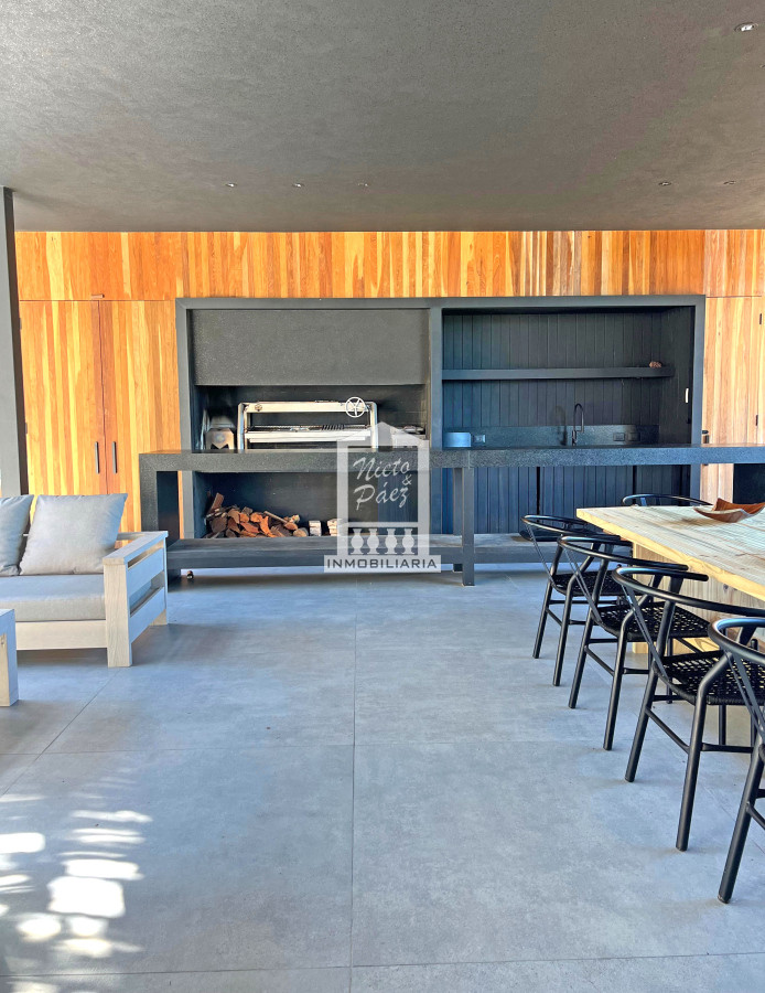 Casa ID.40062 - Laguna Escondida, 5 suites, pileta, servicio de playa, José Ignacio