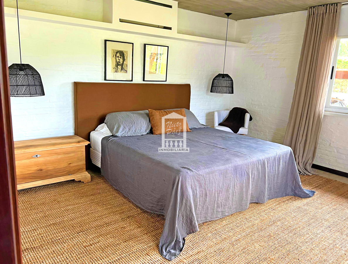 Casa ID.40539 - Pinar del Faro, 4 dorm, piscina. 450 m2 construidos