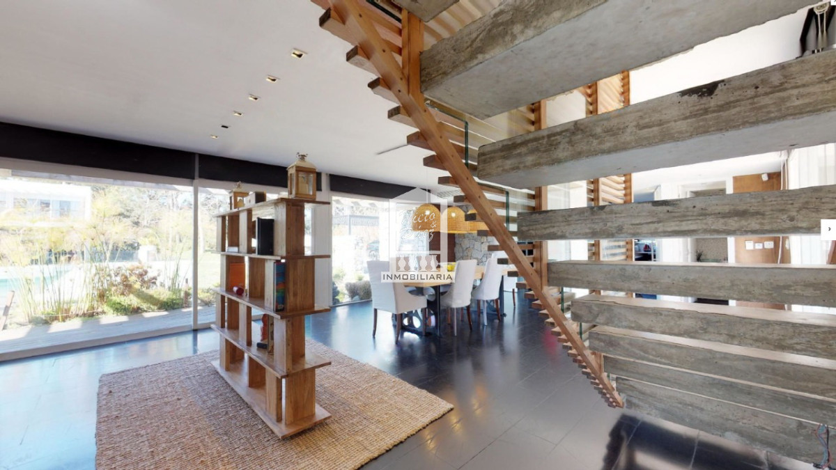 Casa ID.34815 - Barrio privado, moderna, 5 suites, 489 m2, ideal para vivir todo el año.