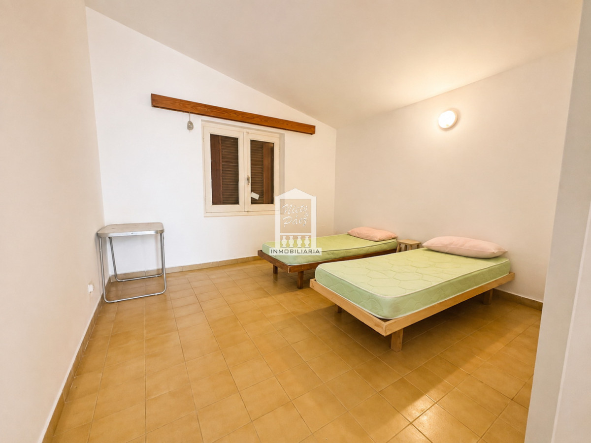 Casa ID.40237 - 565 m2 construidos, 1.495 m2 de terreno. Playa Mansa