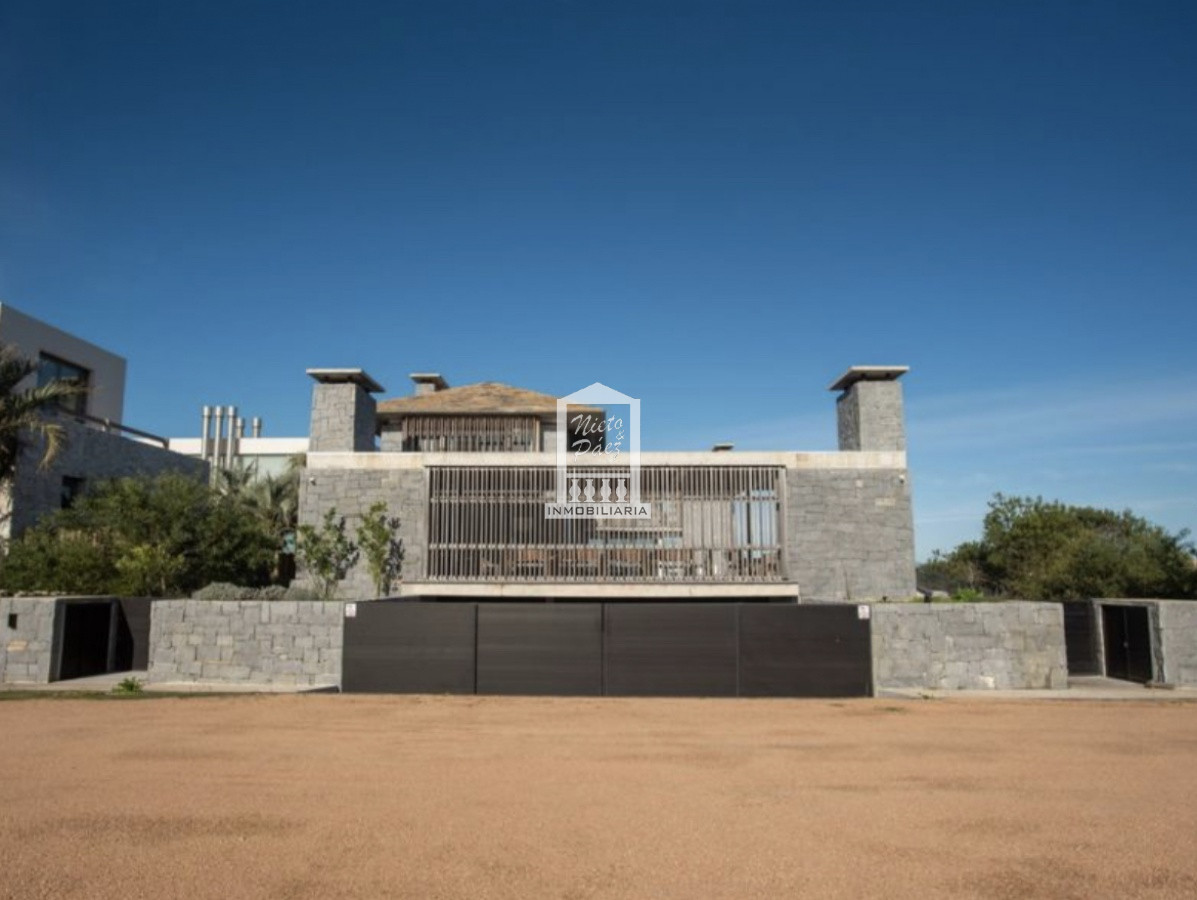 Casa ID.37809 - Sobre la arena, José Ignacio. 