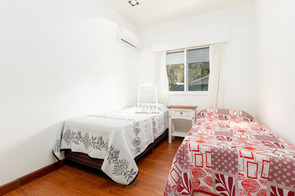 Casa ID.34603 - Oportunidad en el country, 5 dorm, piscina climatizada, 474 m2 construidos