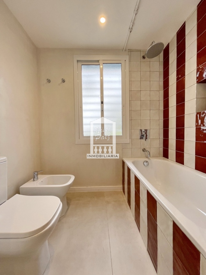 Casa ID.40005 - Totalmente renovada en la mejor zona de la península!