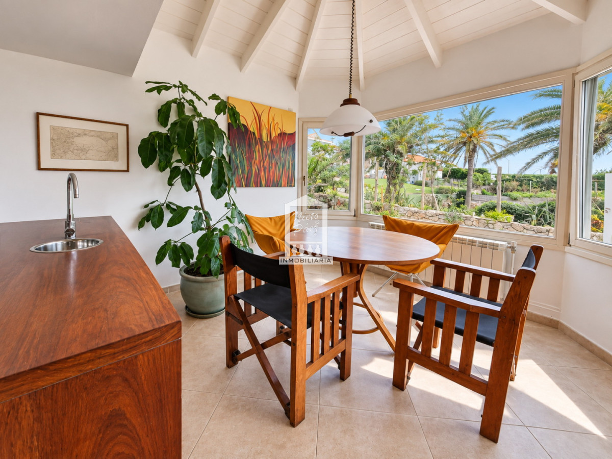 Casa ID.37636 - Primera fila en las mesitas, con toda la vista.