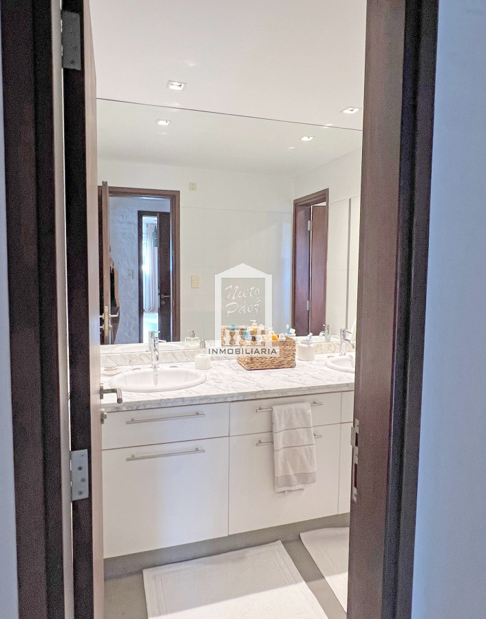 Casa ID.40539 - Pinar del Faro, 4 dorm, piscina. 450 m2 construidos