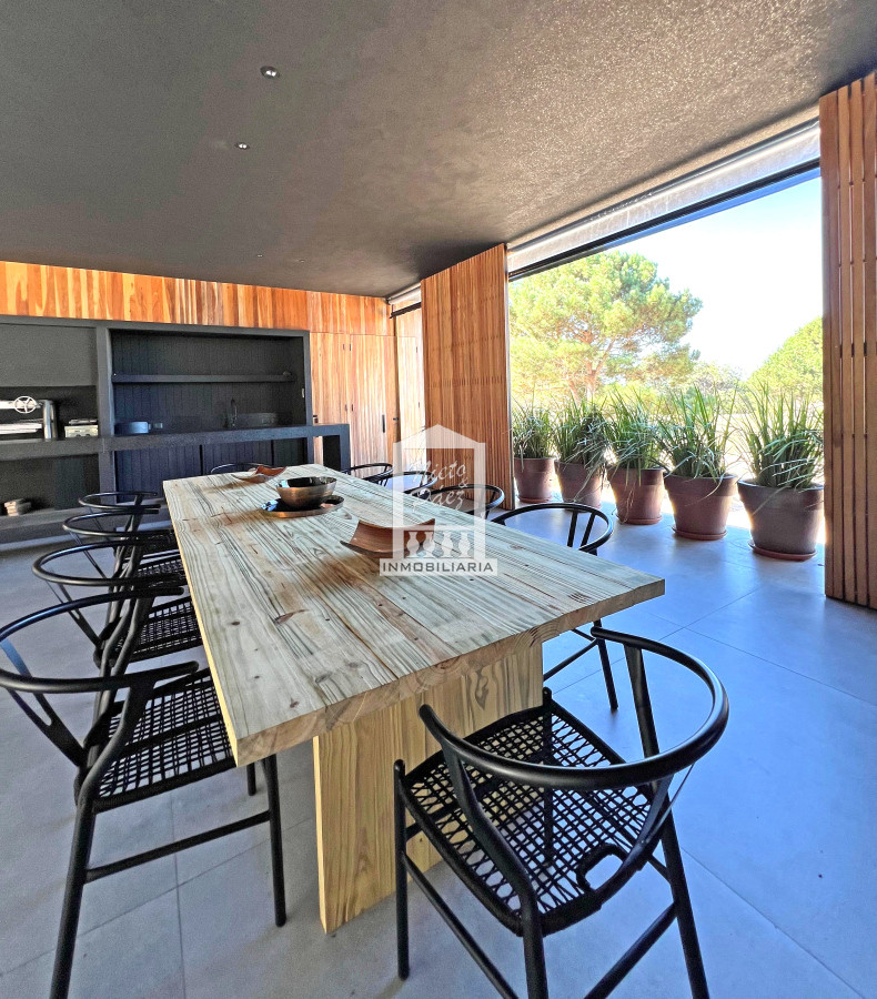 Casa ID.40062 - Laguna Escondida, 5 suites, pileta, servicio de playa, José Ignacio