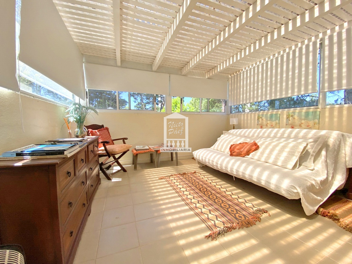 Casa ID.34498 - Barrio privado, Playa Mansa, 4 suites, piscina, playroom, barbacoa.