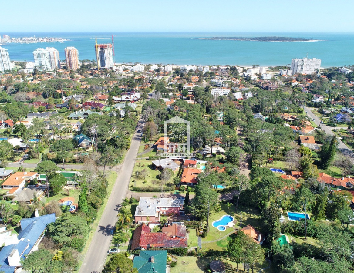 Playa Mansa, piscina climatizada, ideal para vivir todo el año - NYP30474C