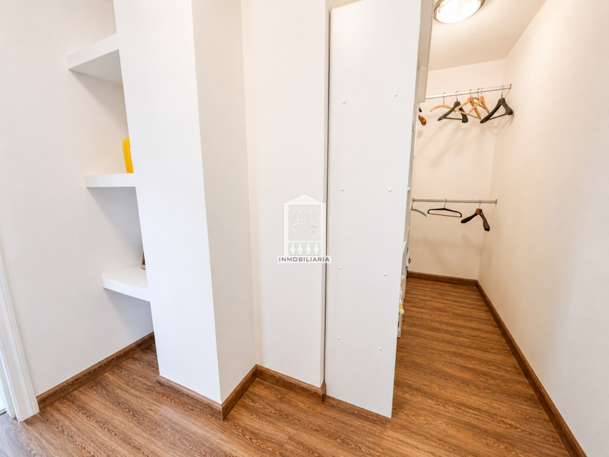 Casa ID.40237 - 565 m2 construidos, 1.495 m2 de terreno. Playa Mansa