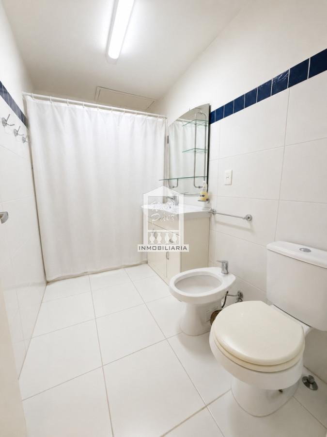 Casa ID.40237 - 565 m2 construidos, 1.495 m2 de terreno. Playa Mansa