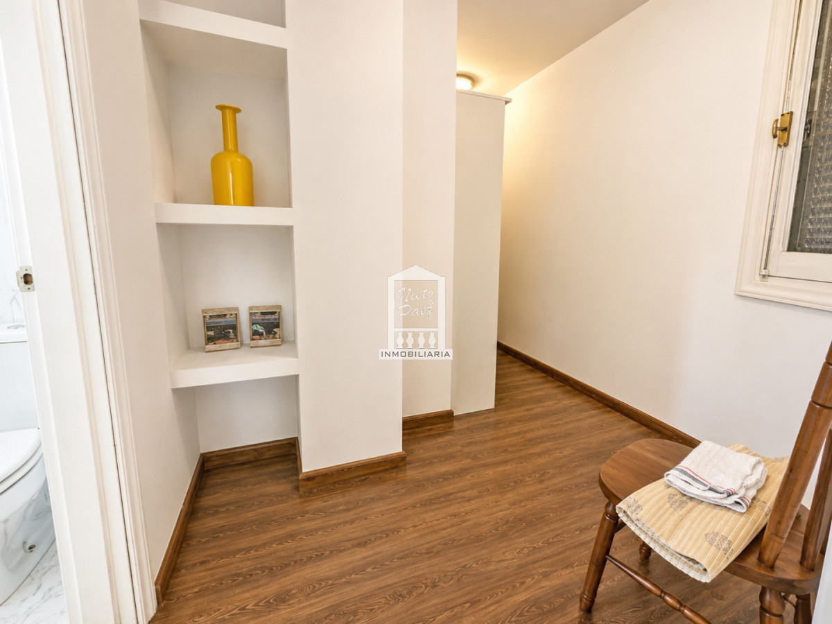 Casa ID.40237 - 565 m2 construidos, 1.495 m2 de terreno. Playa Mansa