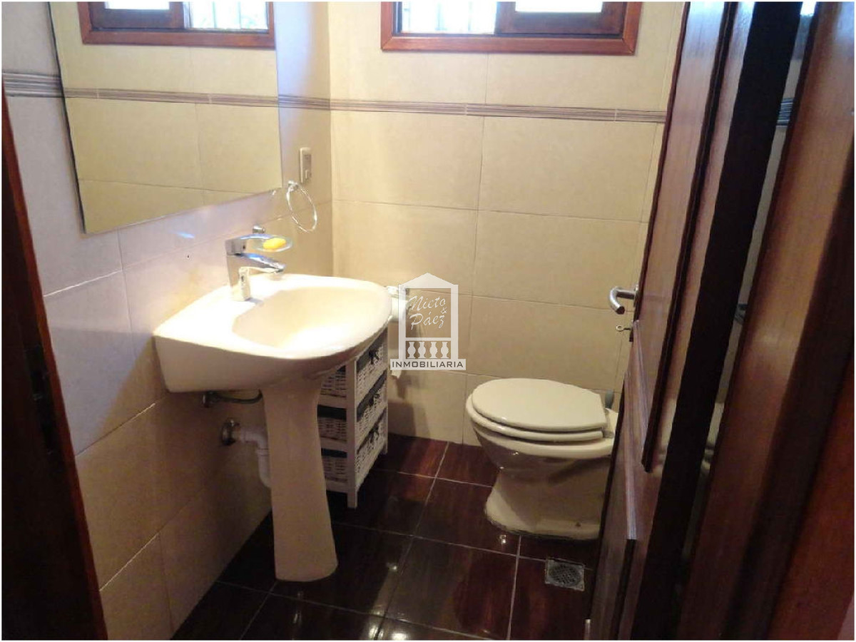 Casa ID.34419 - Playa Mansa, primeras paradas. Pronta para entrar. 
