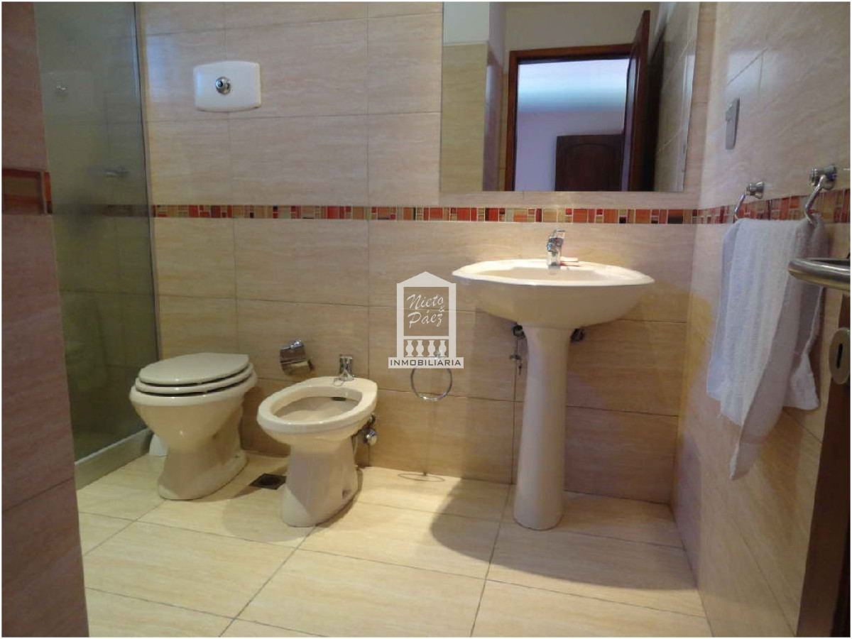 Casa ID.34419 - Playa Mansa, primeras paradas. Pronta para entrar. 