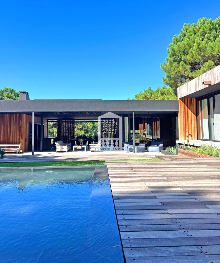 Casa ID.40062 - Laguna Escondida, 5 suites, pileta, servicio de playa, José Ignacio
