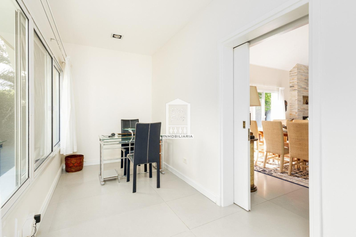 Casa ID.34603 - Oportunidad en el country, 5 dorm, piscina climatizada, 474 m2 construidos