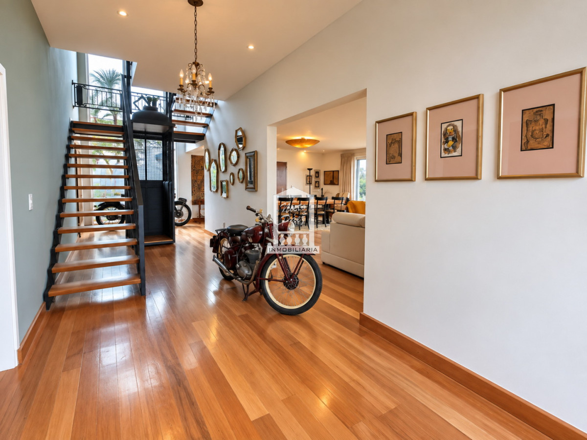 Casa ID.37636 - Primera fila en las mesitas, con toda la vista.