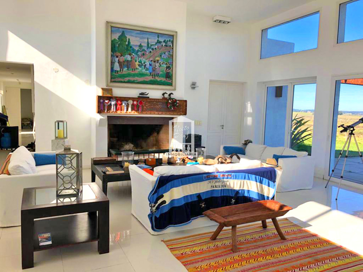 Camino Eguzquiza - GoPunta - Portal Inmobiliario de Punta del Este - Maldonado