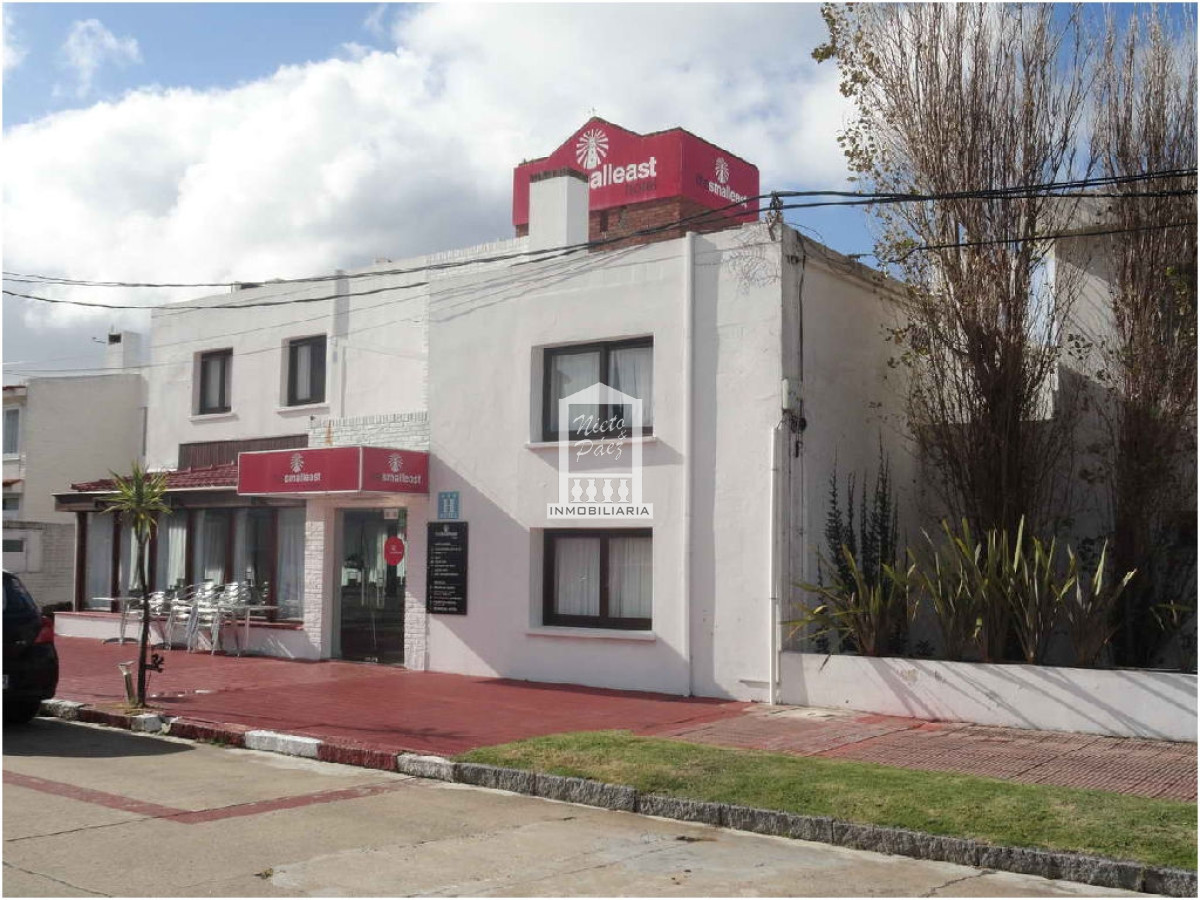 Local en Punta del Este, Península