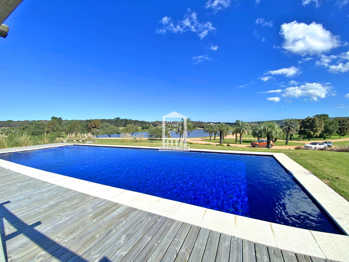Laguna Estates, Barrio Privado, Ruta 104, Manantiales. 